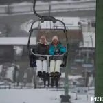 Hüttenevent Blomberg Schnee Winter Spaß Berge München Sessellift